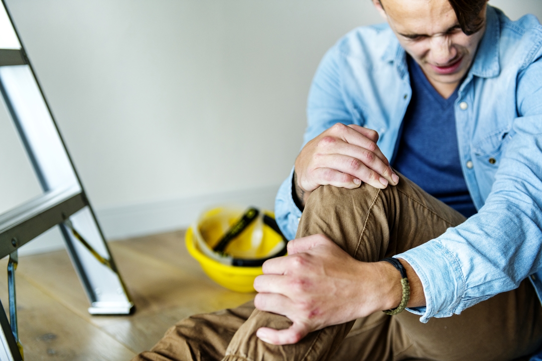 Hurting A Knee At Work